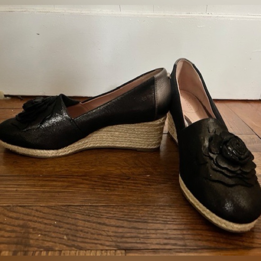 Taryn Rose heel